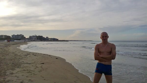  ,   Aleksandr, 41 ,   ,   , c 