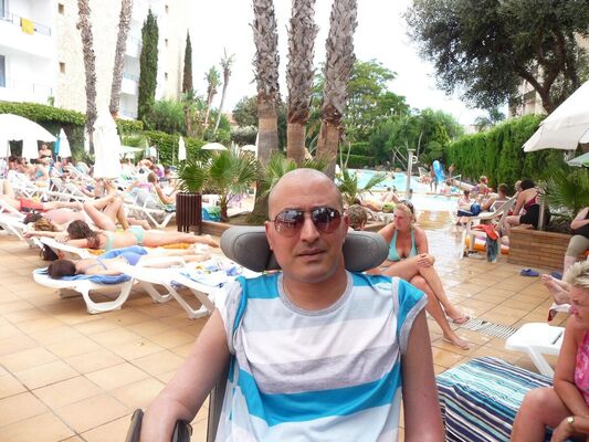  ,   Misha, 51 ,   ,   , c 