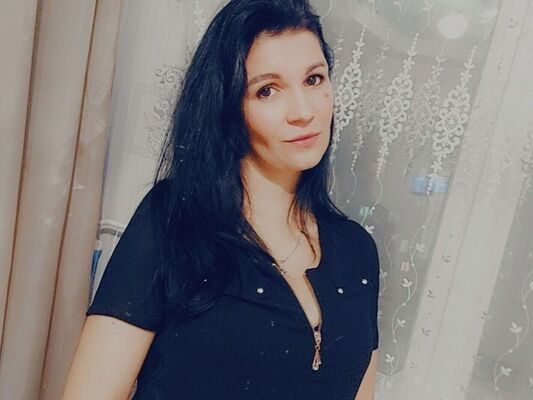  ,   Viktoria, 37 ,   