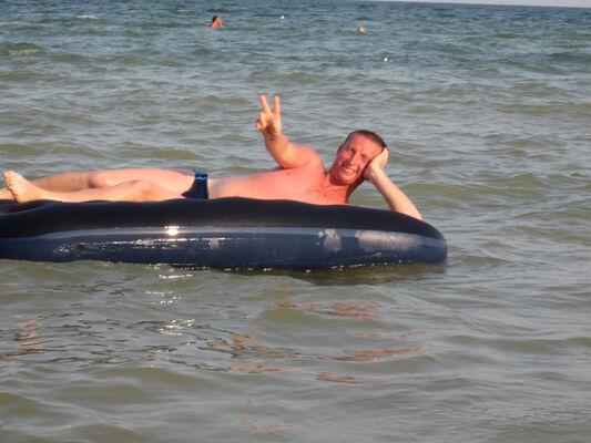  -,   Vova, 35 ,   ,   , c , 