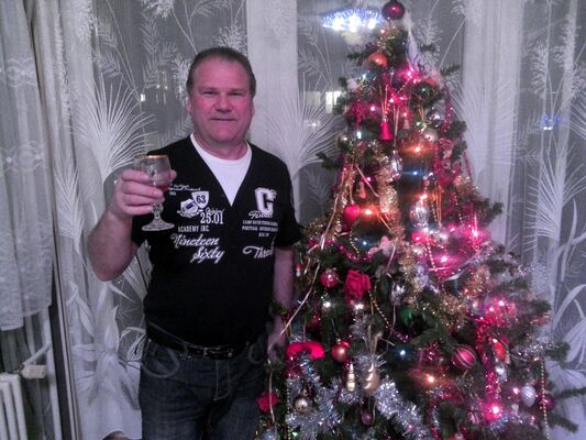  ,   Jakob, 64 ,   