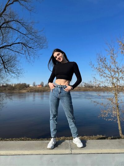  Adiyaman,   Eva, 20 ,   ,   