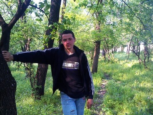  ,   Gheorghe, 32 ,   