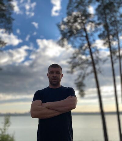  ,   Ivan, 32 ,   ,   