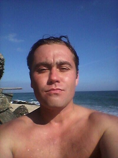  ,   Aleks, 40 ,   