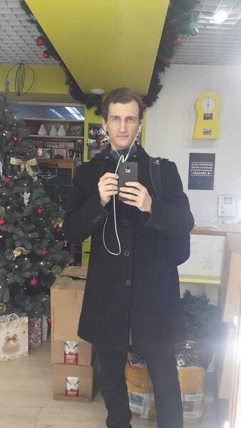  ,   Maxim, 34 ,   ,   