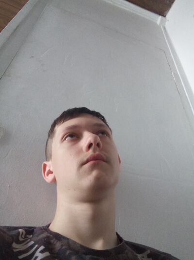  Giessen,   Artur, 18 ,   ,   