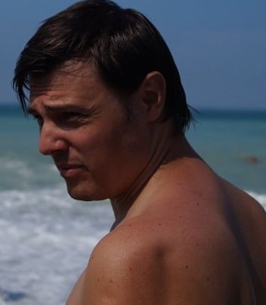  ,   Alex, 45 ,  