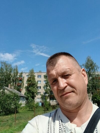  ,   Normunds, 52 ,     , c , 