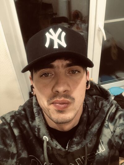  ,   , 28 ,   c , 