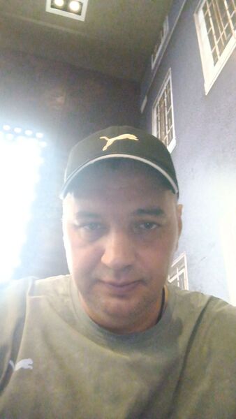  ,   Artem, 43 ,   ,   