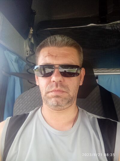  -,   , 44 ,   