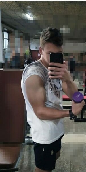  ,   Yarick, 24 ,   ,   , c 