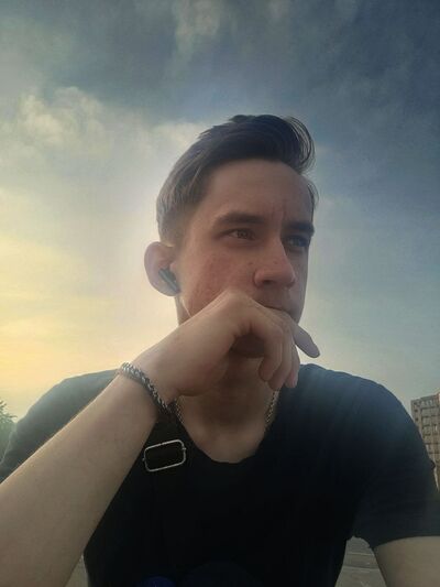  ,   Misha, 21 ,   ,   