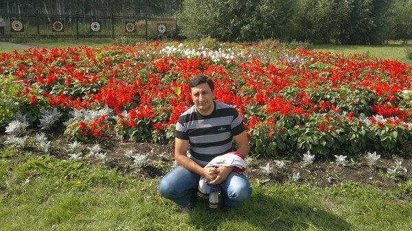  10118438  Armen, 49 ,    