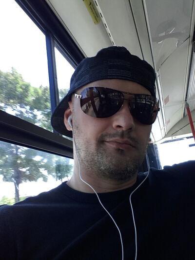  ,   Skyzo, 48 ,   