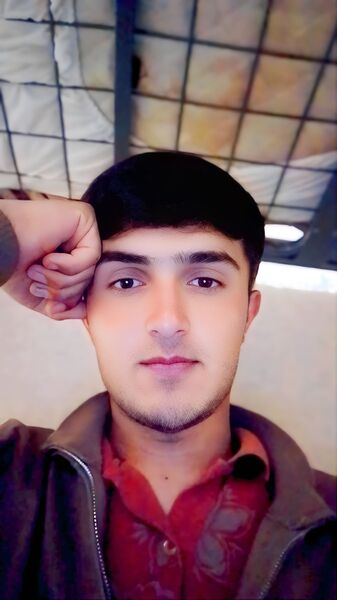  ,   Ali, 21 ,   ,   