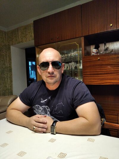  --,   , 44 ,   