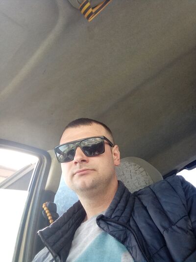  ,   Zheka, 33 ,   ,   