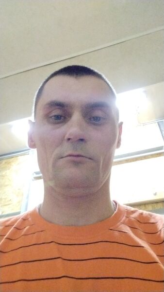 ,   Artur, 35 ,     , c 