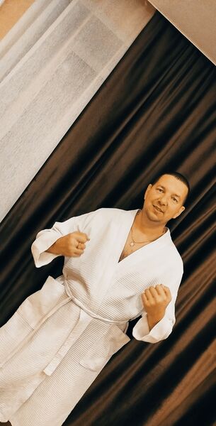  ,   Aleksandr, 40 ,   ,   , c 