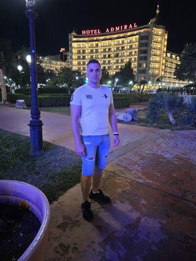  ,   Serhii, 30 ,   ,   , c , 