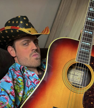  Athis-Mons,   Robin, 32 ,   ,   