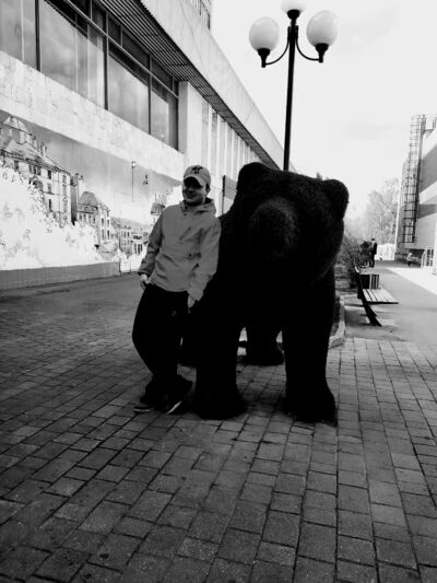  ,   Amirjon, 27 ,   ,   