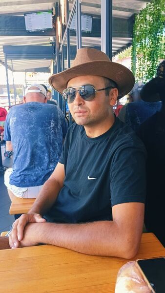  ,   Dima, 32 ,   ,   
