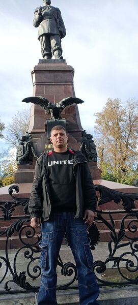  ,   Igor, 38 ,   ,   