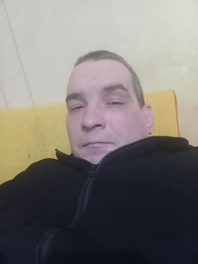  ,   Ruslan, 44 ,   ,   