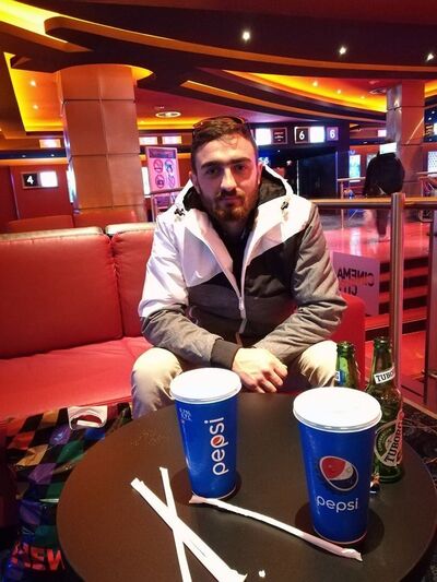  ,   Vadimas, 30 ,   