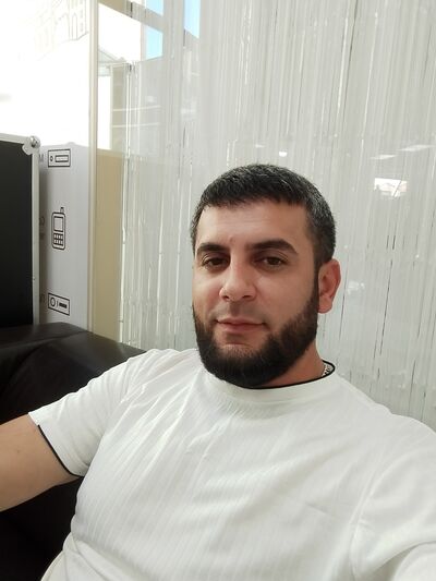  -,   Albert, 34 ,   ,   