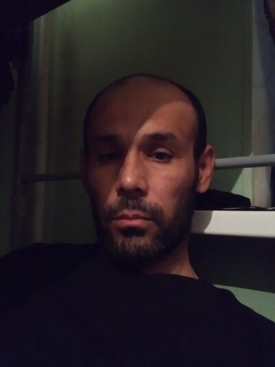  ,   Mansur, 39 ,   ,   