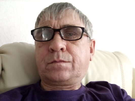  ,   Alexsander, 60 ,   