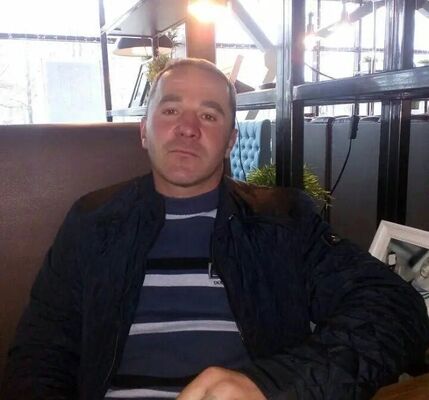  ,   Rafael, 49 ,   ,   