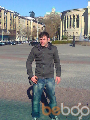  3316958  Daviti, 39 ,    