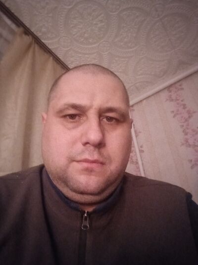  ,   Pasha, 41 ,   ,   