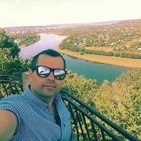  ,   Michael, 44 ,   