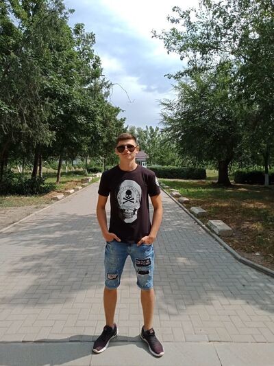  ,   Sergiu, 24 ,   ,   , c 