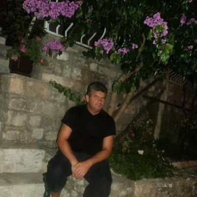  ,   Milos, 34 ,   , 