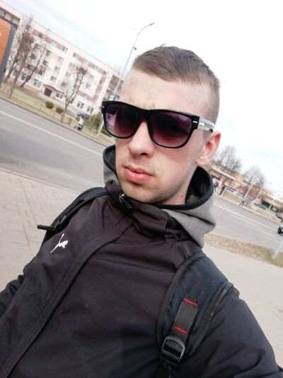  ,   Artur, 28 ,   ,   , c 