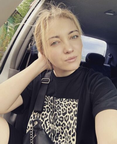  ,   Milana, 30 ,   ,   , 