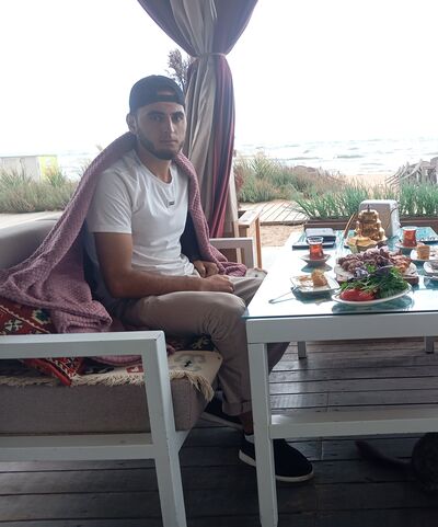  ,   Ravid, 25 ,   ,   