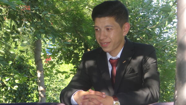  ,   Mikhail, 27 ,   ,   , c 