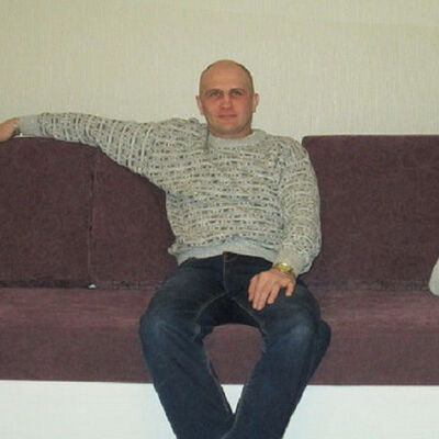  ,   Viktor, 53 ,   ,   , c , 