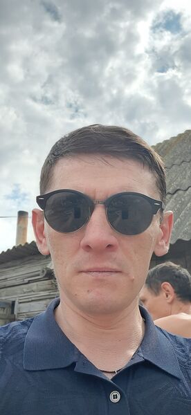   ,   Alexander, 44 ,   ,   