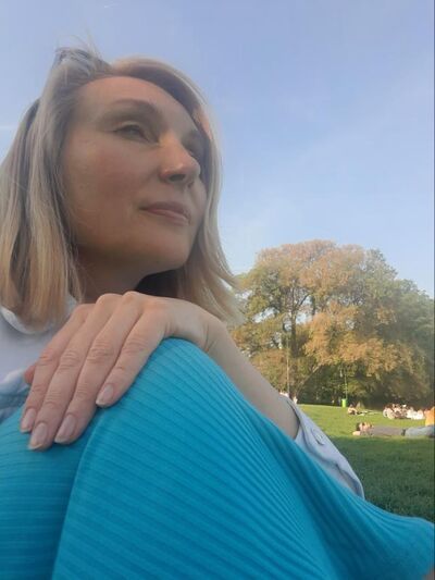  ,   Elena, 46 ,   ,   , c 