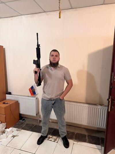  ,   Artem, 27 ,   ,   