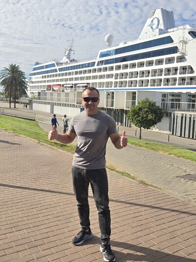  ,   Nikolay, 42 ,   ,   , c 